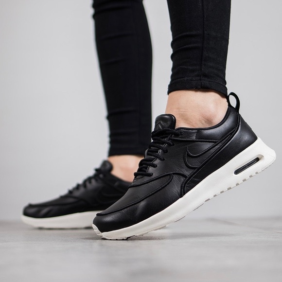 Nike Shoes - NIKE AIR MAX THEA black leather SIZE 8